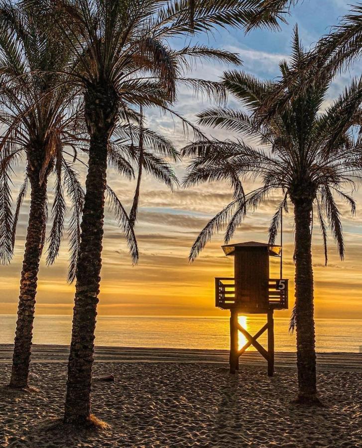 El Estudio De La Playa Benalbeach Holidays Deluxe Бенальмадена Екстер'єр фото